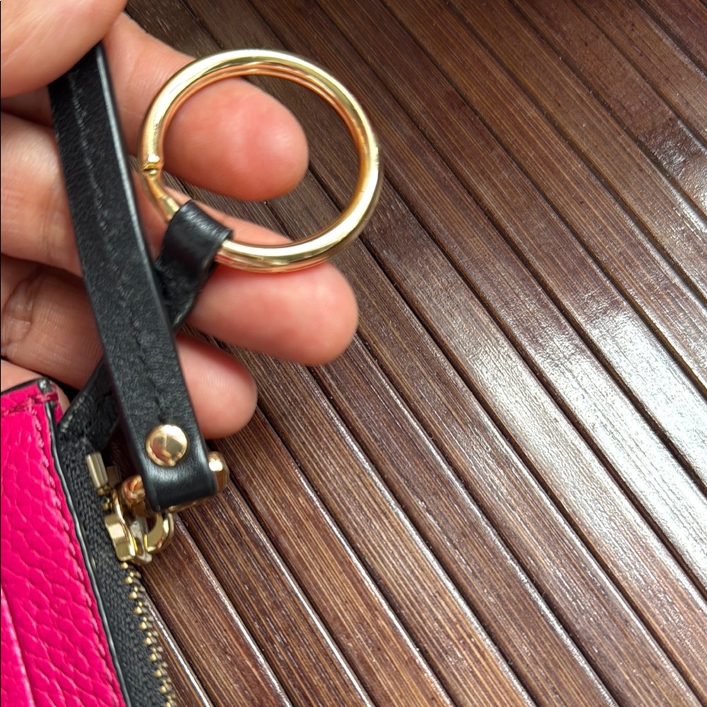 Marc Jacobs Pink Leather Wristlet - Picture 9 of 10